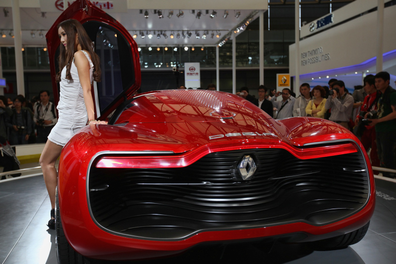 Illustration for article titled The booth professionals of the Shanghai Motor Show